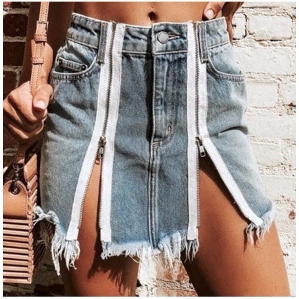 CARMAR Colin Denim Mini Skirt Double Zip Raw Hem Women's Size 25 Blue NWT